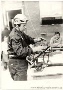 Image00004~0.jpg